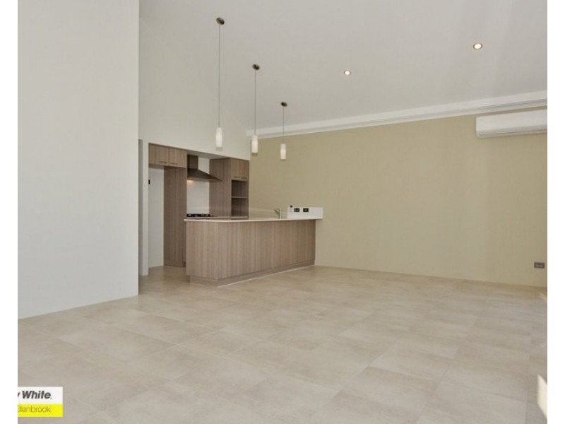 6 Finke Alley, Ellenbrook WA 6069