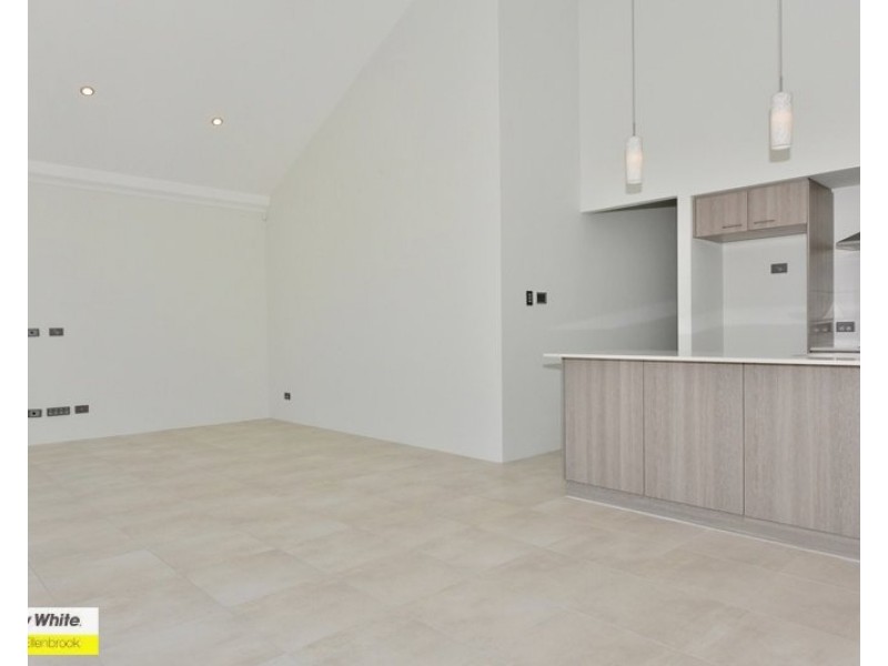 6 Finke Alley, Ellenbrook WA 6069