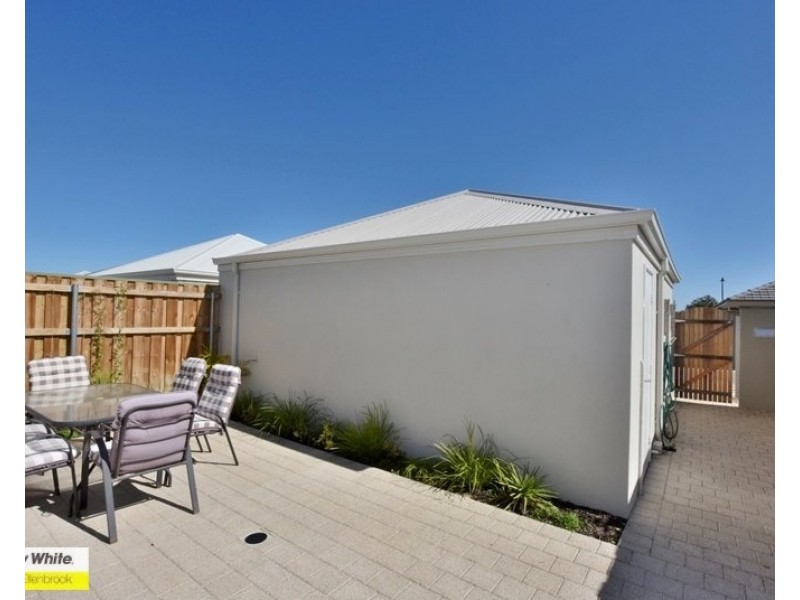 6 Finke Alley, Ellenbrook WA 6069