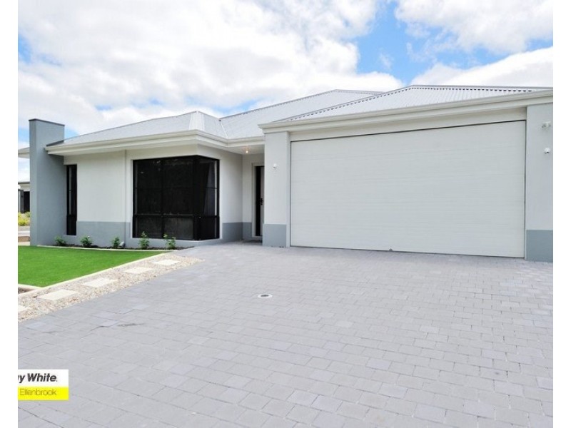 26 Jennapullin Crescent, Ellenbrook WA 6069