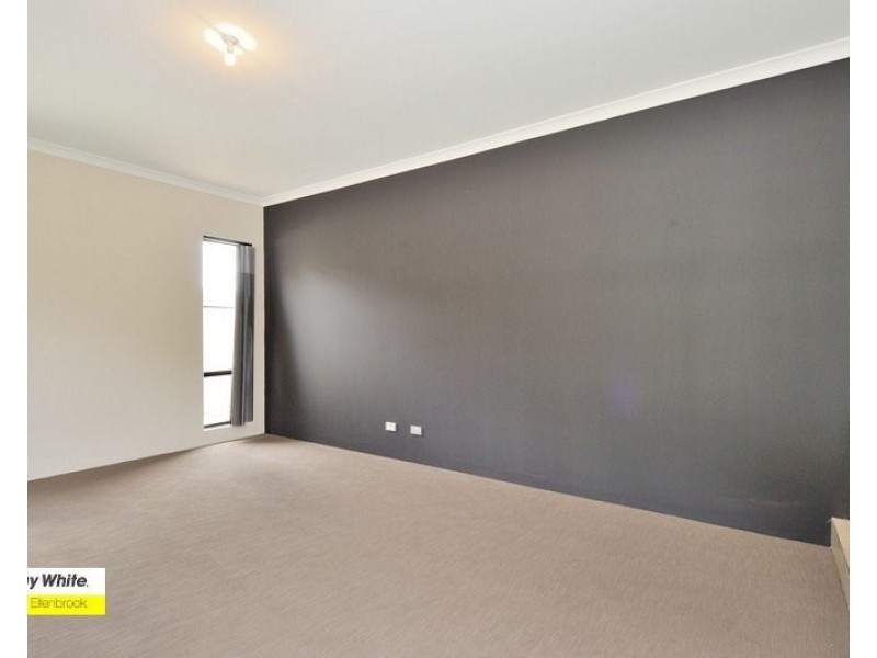 26 Jennapullin Crescent, Ellenbrook WA 6069