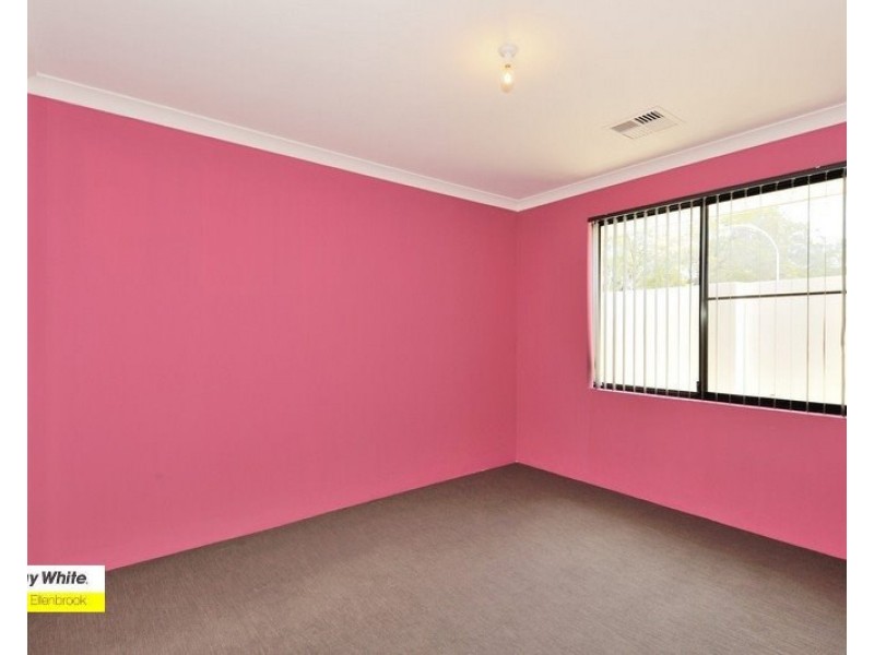 26 Jennapullin Crescent, Ellenbrook WA 6069