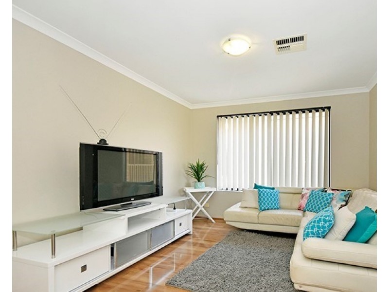 66 Coniston Drive, Ellenbrook WA 6069