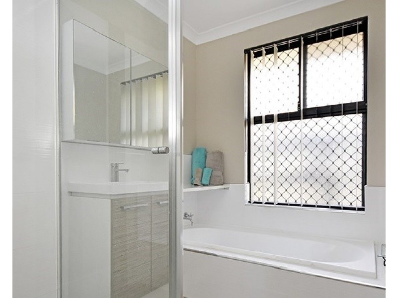 66 Coniston Drive, Ellenbrook WA 6069