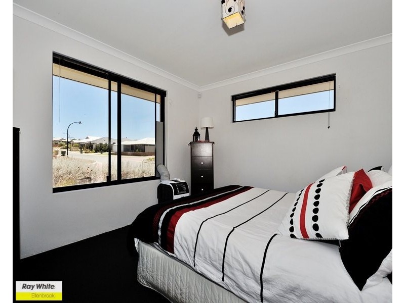 1 Ginnini Lane, Ellenbrook WA 6069