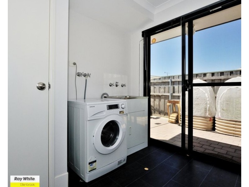 1 Ginnini Lane, Ellenbrook WA 6069