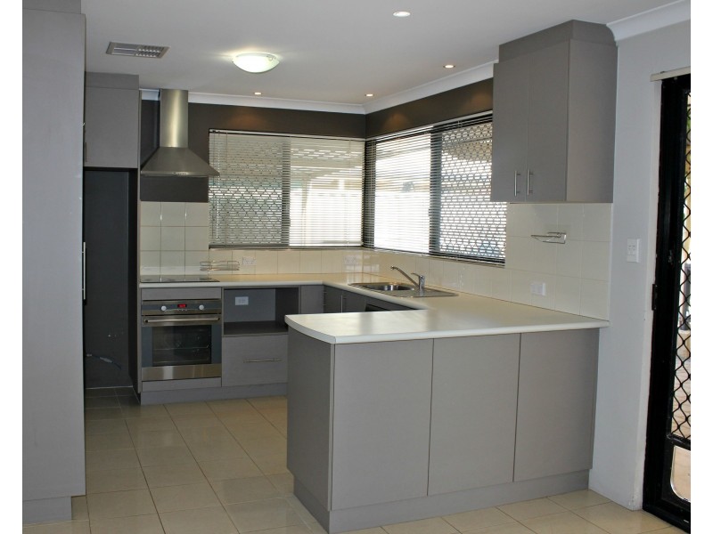 84 Hamelin Drive, Ballajura WA 6066