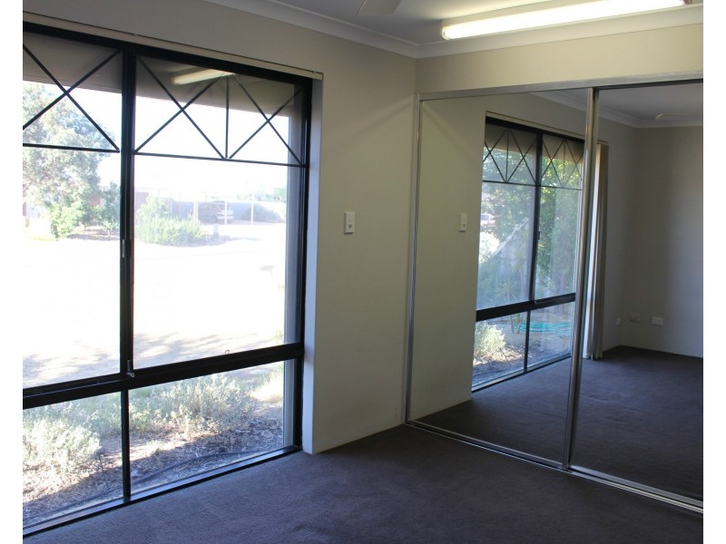 84 Hamelin Drive, Ballajura WA 6066