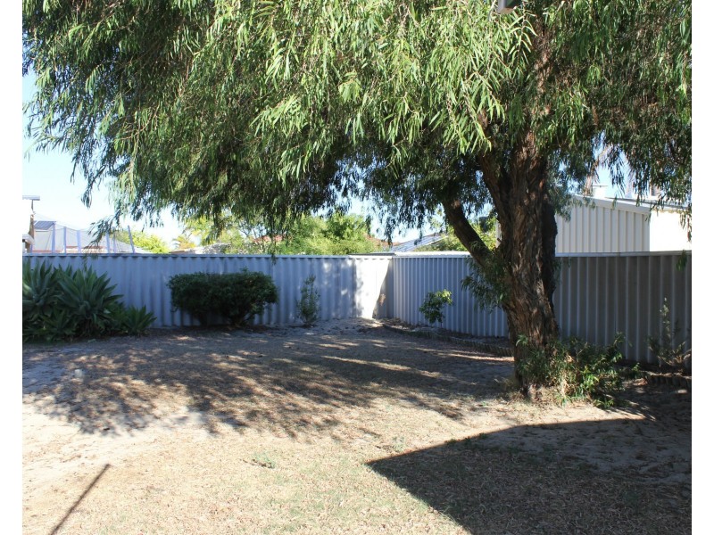 84 Hamelin Drive, Ballajura WA 6066