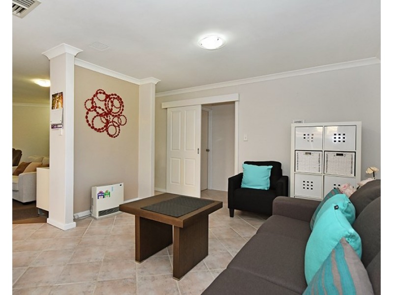 42 Sherbrooke Retreat, Ellenbrook WA 6069