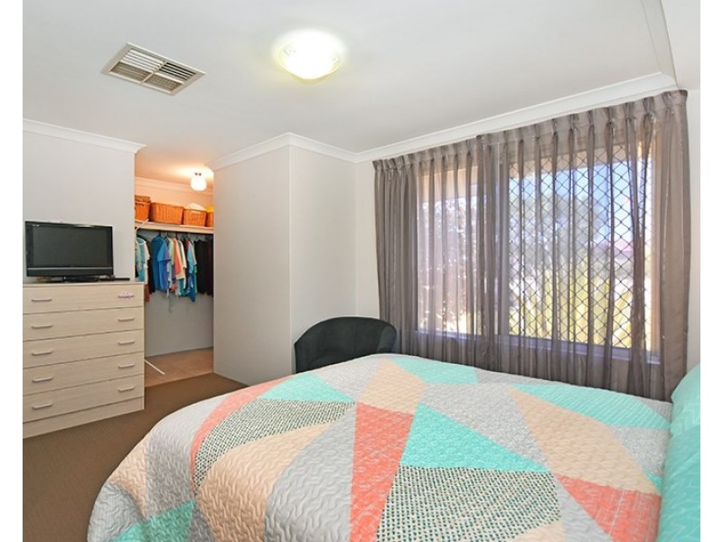 42 Sherbrooke Retreat, Ellenbrook WA 6069