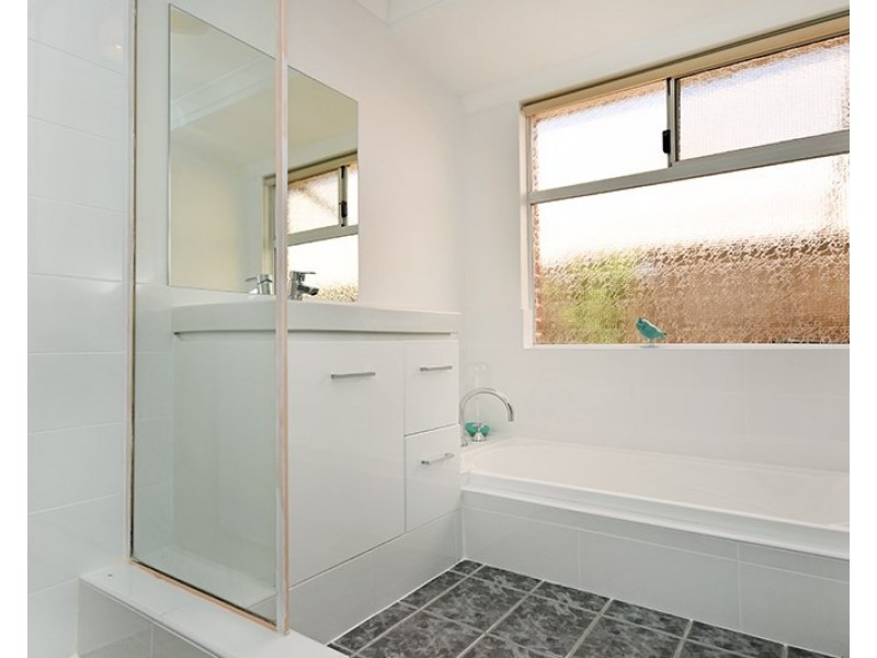 42 Sherbrooke Retreat, Ellenbrook WA 6069