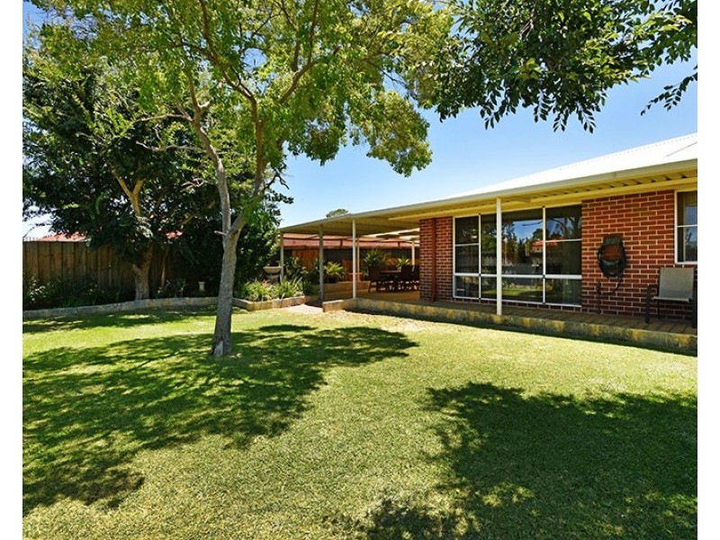 42 Sherbrooke Retreat, Ellenbrook WA 6069