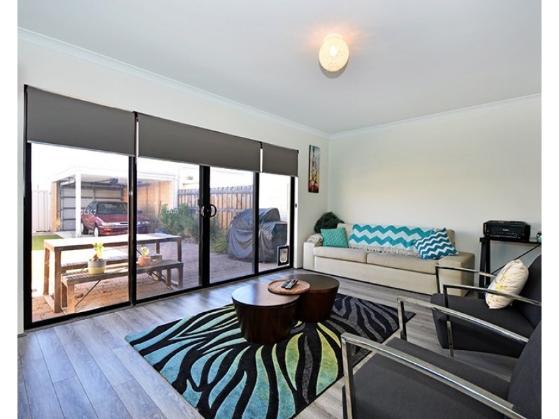 17 Shepherd Avenue, Ellenbrook WA 6069