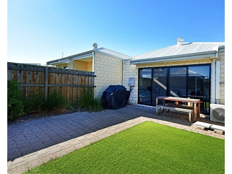 17 Shepherd Avenue, Ellenbrook WA 6069
