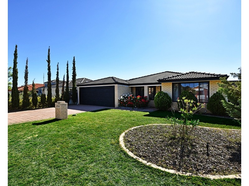10 Mustang Drive, Henley Brook WA 6055