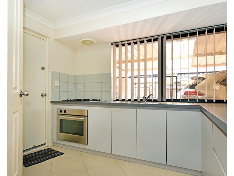 10 Mustang Drive, Henley Brook WA 6055