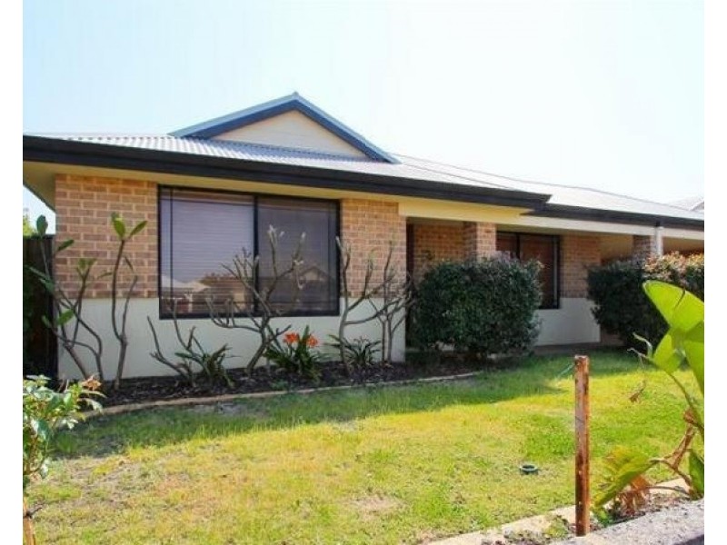 124 Larrawa Circle, Ellenbrook WA 6069