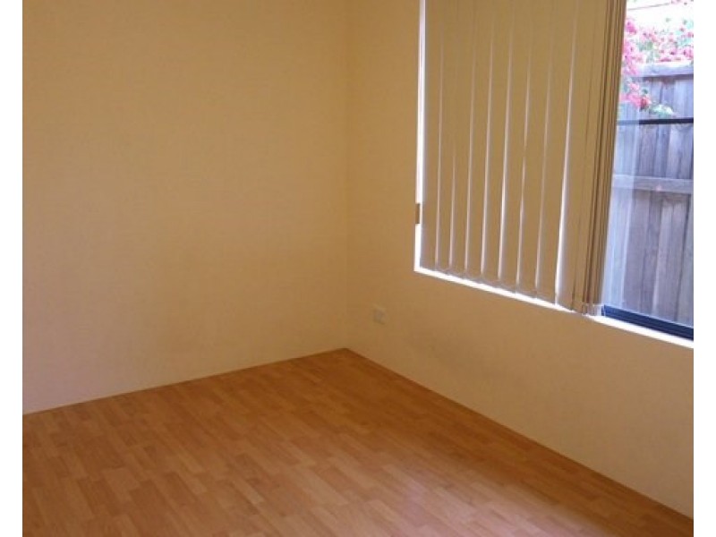 16 St Tropez Vista, Ellenbrook WA 6069