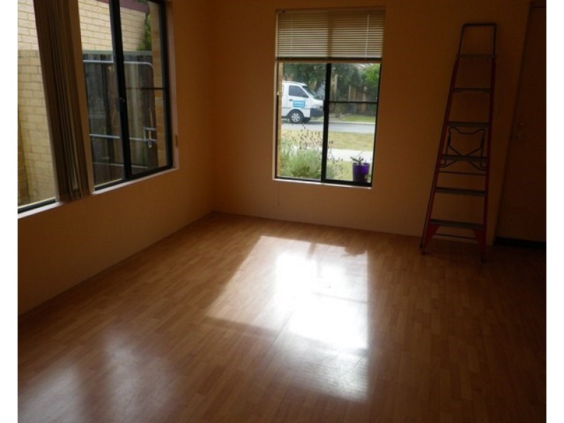 16 St Tropez Vista, Ellenbrook WA 6069