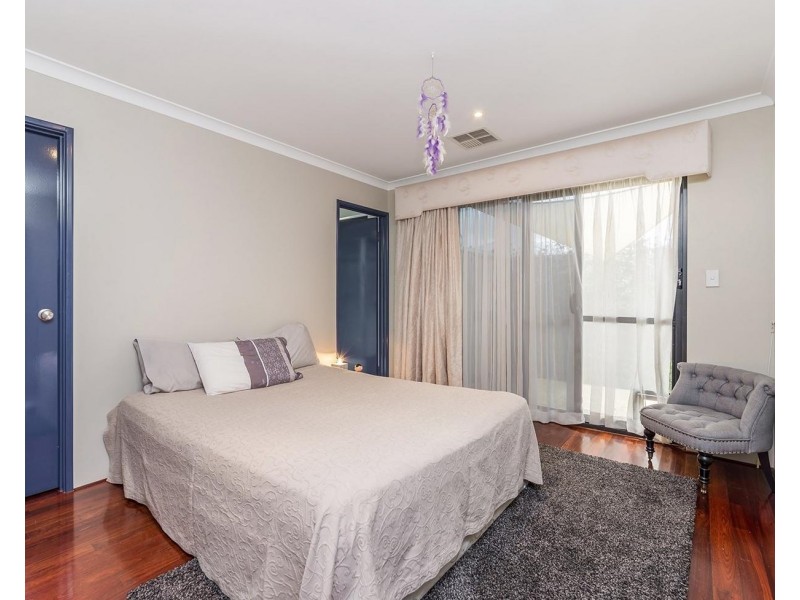 25 Boxgrove Loop, Ellenbrook WA 6069
