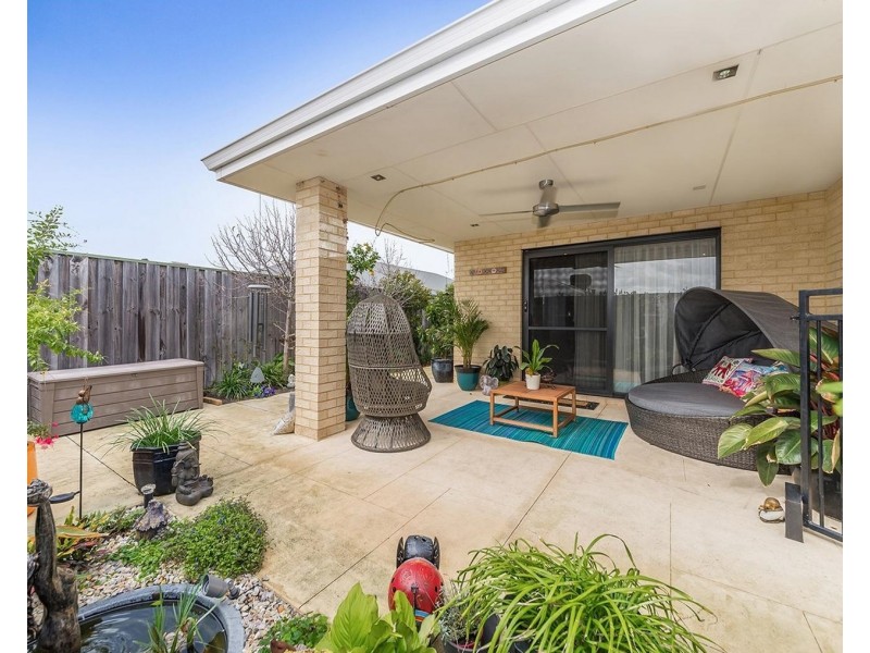 25 Boxgrove Loop, Ellenbrook WA 6069
