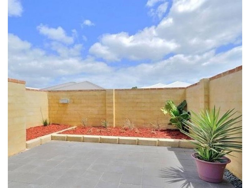 30 Two Rivers Loop, Ellenbrook WA 6069