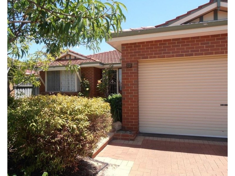 29 Midsummer Circle, Ellenbrook WA 6069