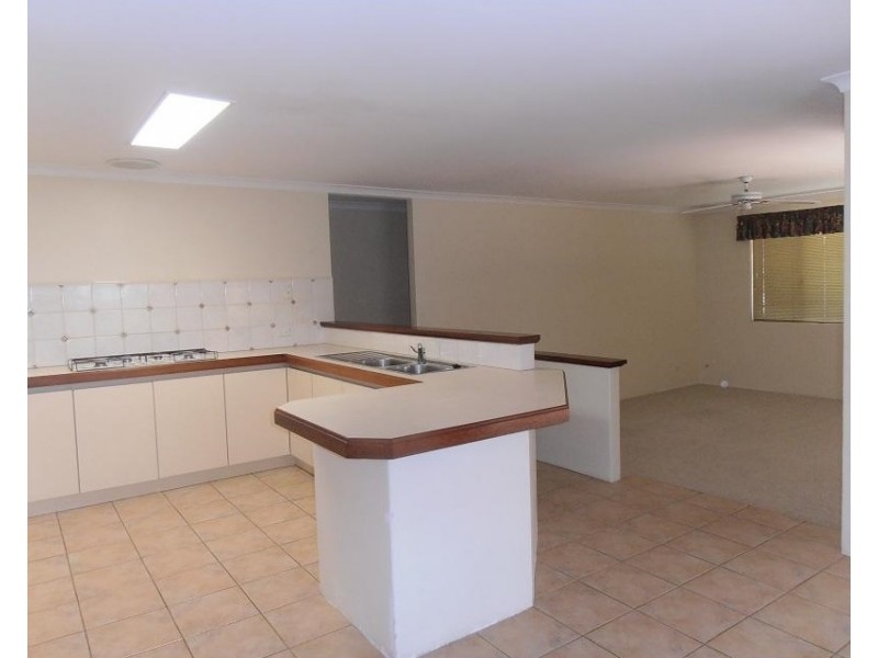 29 Midsummer Circle, Ellenbrook WA 6069