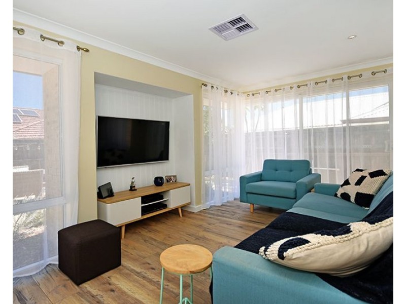 17 Brontie Avenue, Ellenbrook WA 6069