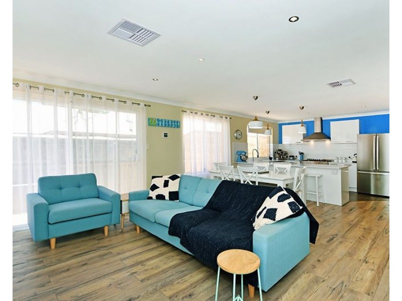 17 Brontie Avenue, Ellenbrook WA 6069