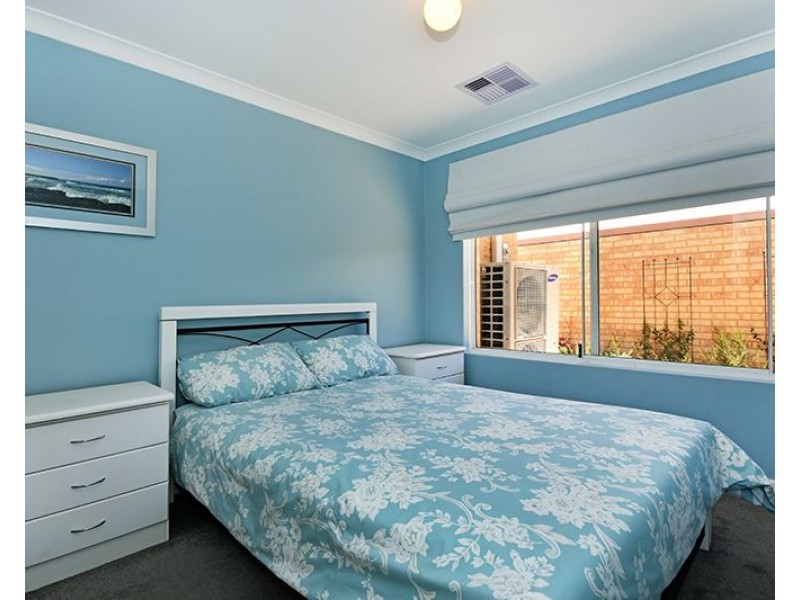 17 Brontie Avenue, Ellenbrook WA 6069