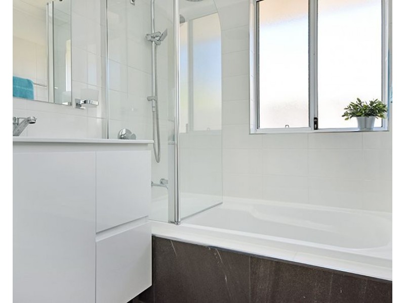 17 Brontie Avenue, Ellenbrook WA 6069