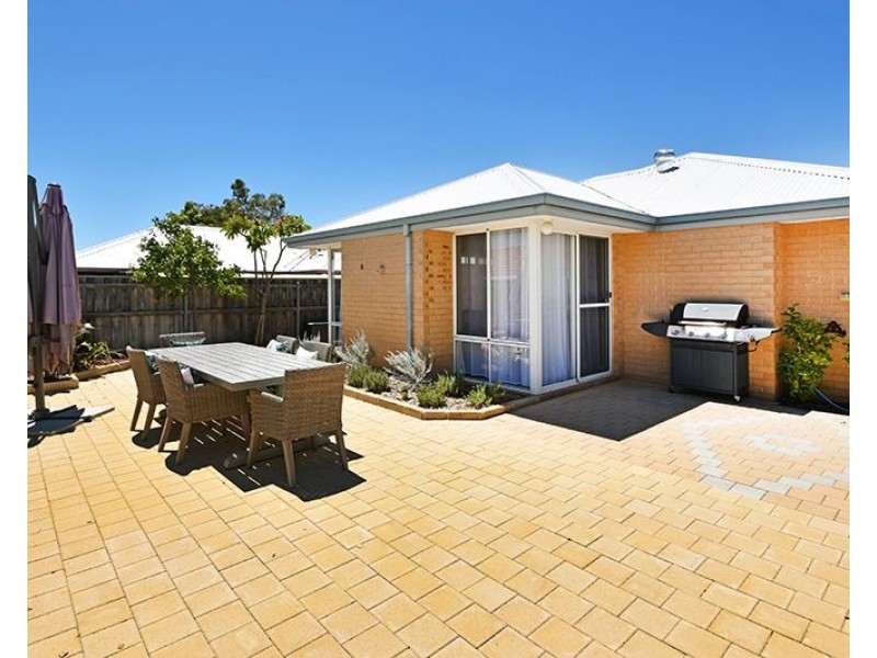 17 Brontie Avenue, Ellenbrook WA 6069