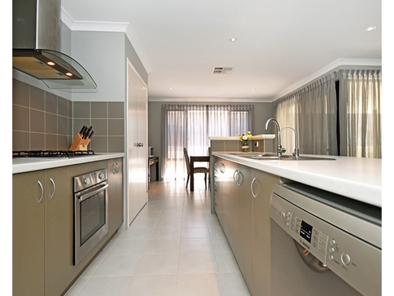 3 Peri Link, Ellenbrook WA 6069