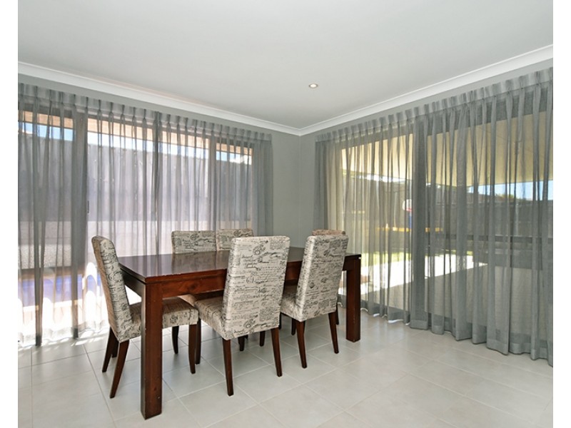 3 Peri Link, Ellenbrook WA 6069