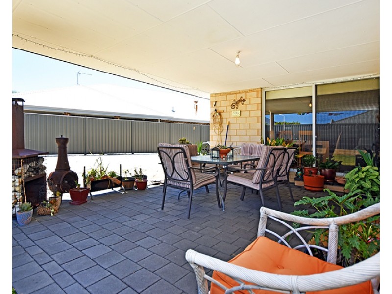 77 Farmener Parkway, Ellenbrook WA 6069