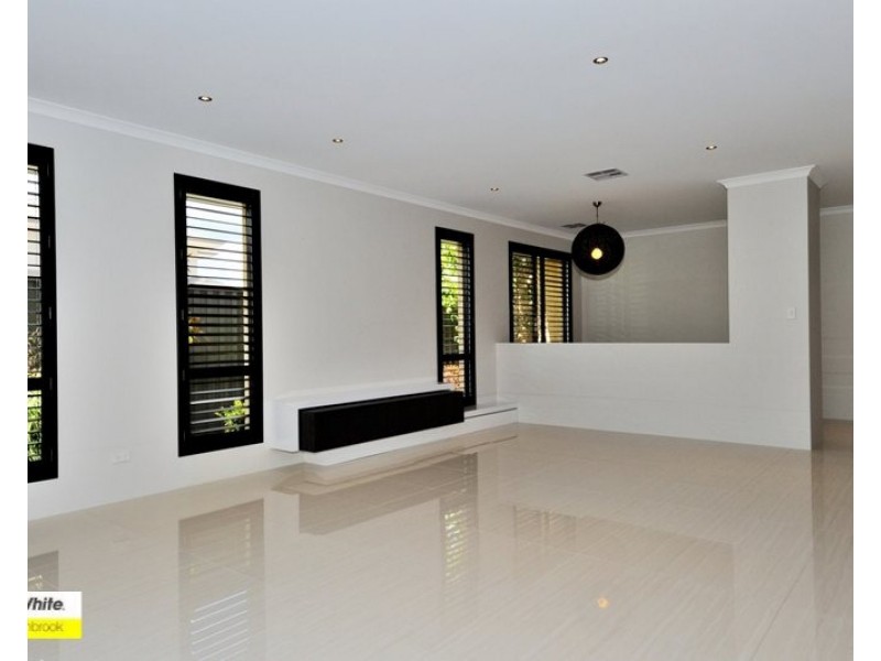 19 Virago Street, Aveley WA 6069