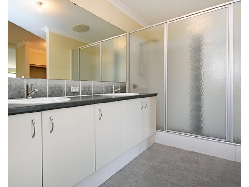 48 Geographe Loop, Ellenbrook WA 6069