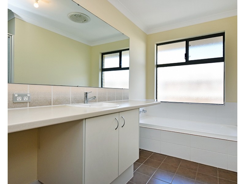 48 Geographe Loop, Ellenbrook WA 6069