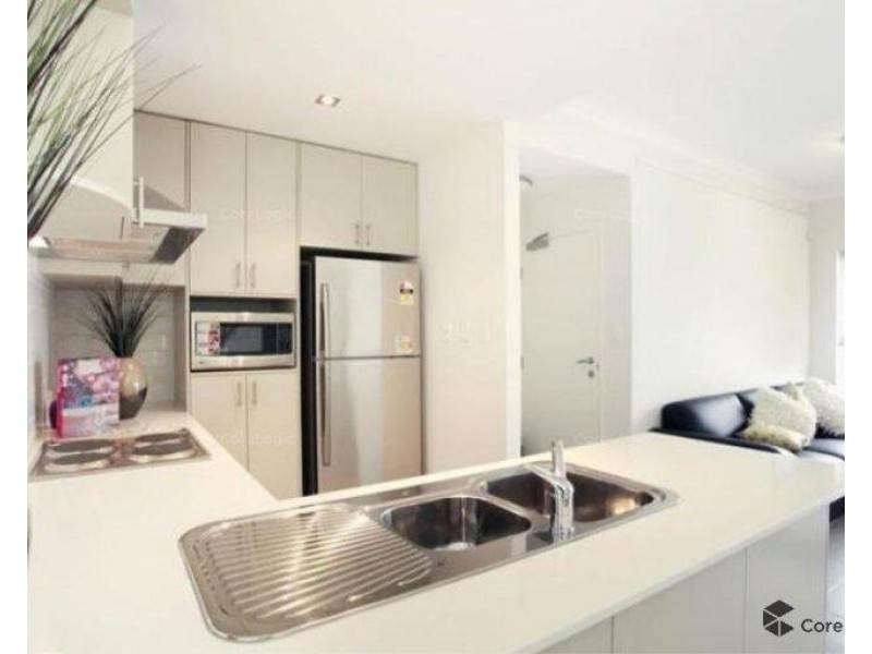 23/2 villa Pass, Ellenbrook WA 6069