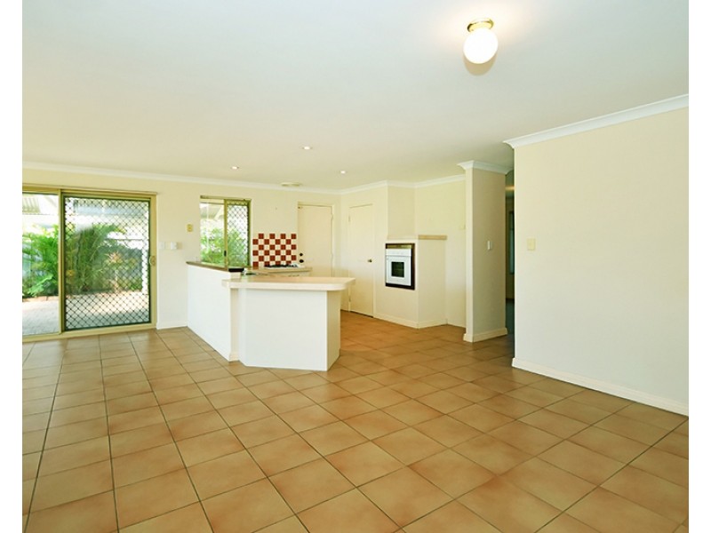 38 Snow Wood Avenue, Ellenbrook WA 6069