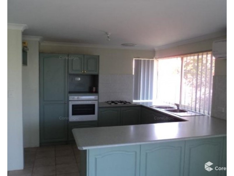 2/10 Snow wood Avenue, Ellenbrook WA 6069