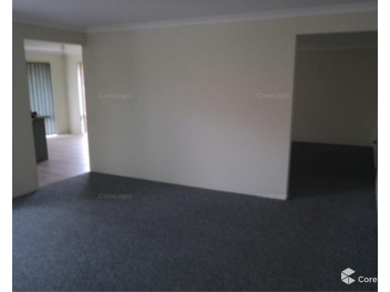 2/10 Snow wood Avenue, Ellenbrook WA 6069