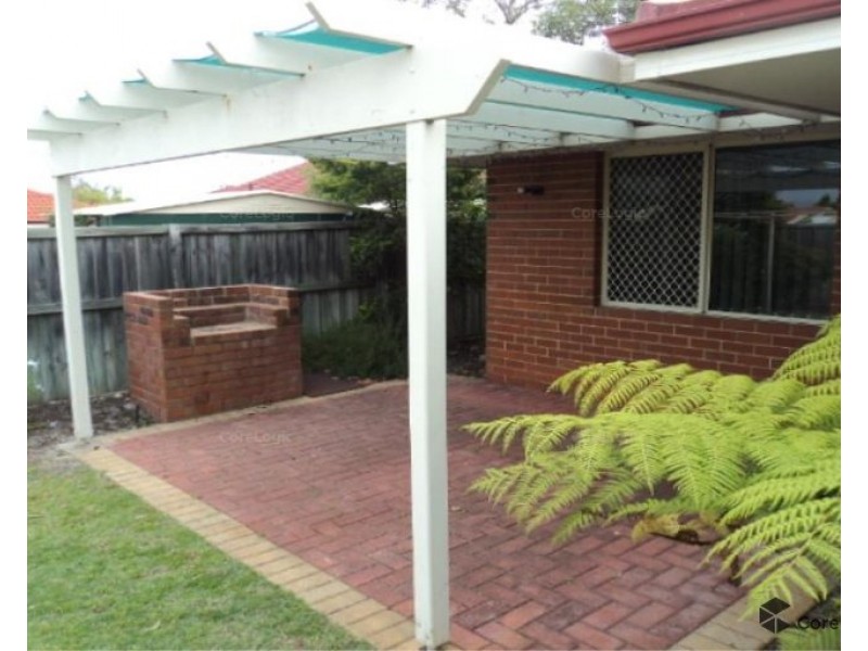 2/10 Snow wood Avenue, Ellenbrook WA 6069