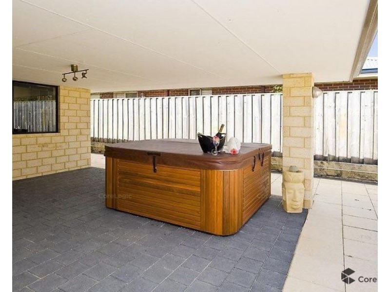 10 Heathland Terrace, Ellenbrook WA 6069