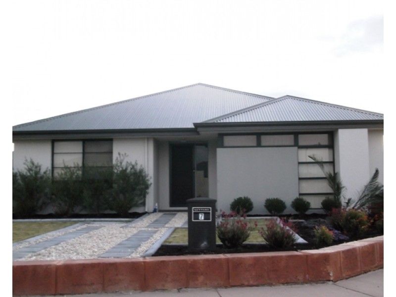 7 Gippsland Way, Ellenbrook WA 6069