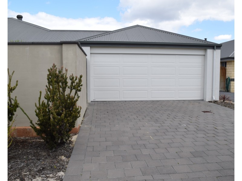7 Gippsland Way, Ellenbrook WA 6069