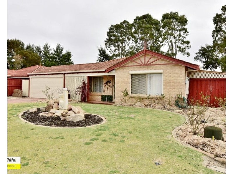 15 Beaufortia Crescent, Ellenbrook WA 6069