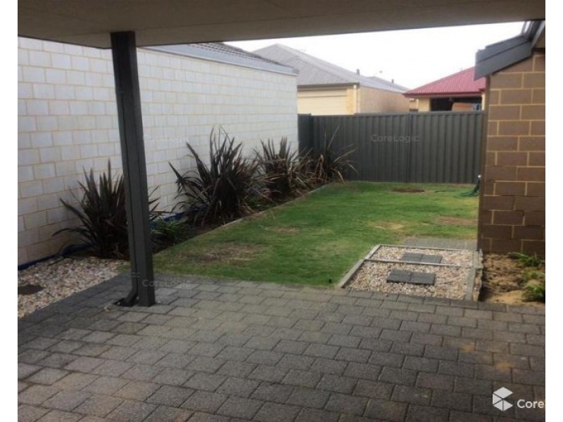 16 Rivington Entrance, Aveley WA 6069